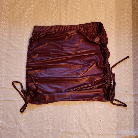 Zelie for she 1X city sleek faux leather skirt - Picture 2 of 8